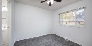 The Echelon Gallery 18