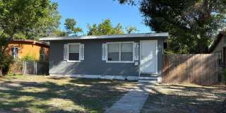Charming 2-Bedroom Home for Rent Near Gulfport! Gallery 1