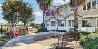3 Bedroom 2 1/2 bath with Garage 3 Bedroom 2 1/2 bath with Garage Gallery 3