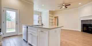 Move In Special: August Rent Free! Gallery 26