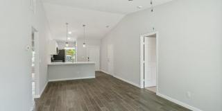 636 35th Street Gallery 5