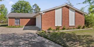 1019 N Roselawn Dr Gallery 1