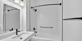 Brittany Commons Apartments Gallery 9