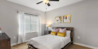 Magnolia at Powell Gallery 8