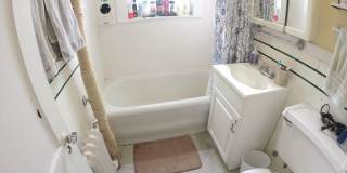 One Bedroom with Heat on GL-B Comm Ave Brighton Gallery 6