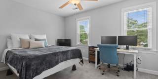 Charming 2-bedroom, 2.5-bathroom Townhouse Located in the Heart of Raleigh, NC Gallery 11