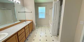 3 Bedroom, 2 Bath Home Available! Gallery 13
