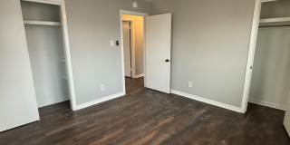 4409 38th Street Gallery 19