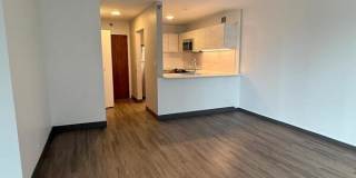 400 E Ohio Gallery 6