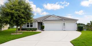 4 bedrooms, 3 bathrooms, and a 3-car garage, Fenced - water view Gallery 1