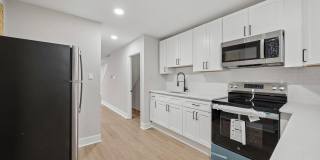 40 W REGER Street Gallery 9