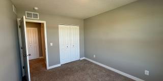 Comfort & Space Await in This Stunning 4BR Dayton Home Gallery 30