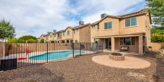 4 BEDROOM POOL & SOLAR HOME! Gallery 38