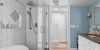 123 Beacon Street Gallery 19