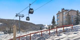 360 Wood Road unit: 113 Gallery 27