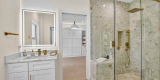 2900 Greenbriar Boulevard Gallery 36