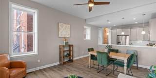 2253 Indiana Avenue Gallery 22