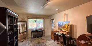 Sunny - Fully Furnished 2-Bedroom, with Office and 2 1/2 bathrooms. Gallery 29