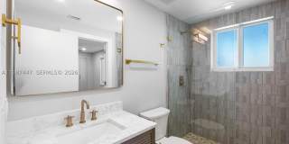 1365 Bay Ter Gallery 50