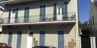 1 BR / 1BA French Quarter Apt in Historic Building with Pool and Courtyard Gallery 1