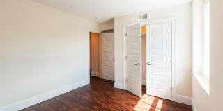 Charming 5 Bedroom-1/2 off First Month Rent Gallery 14