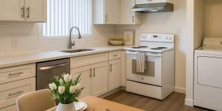 Cherry Creek Apartments Gallery 2