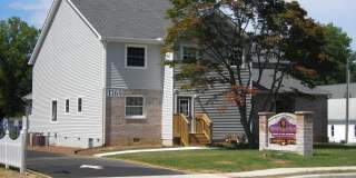 1169 WALKER Road Gallery 1