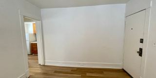 Adams Apartments Gallery 17
