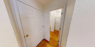 College Place Gallery 32