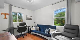 710 Cree Street Gallery 15
