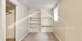Spacious Home with Central AC and Washer/Dryer Gallery 23