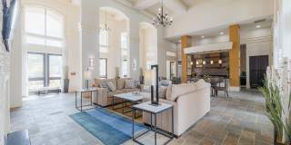 Dolce Living Rosenberg Gallery 44