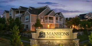 Mansions at Jordan Creek Gallery 26