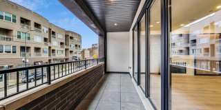 4920 North Lincoln Avenue Gallery 4