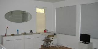372 Lehigh Avenue Gallery 16