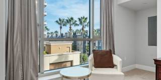 Spacious Irvine Financial District Condo with Full Service Amenities Gallery 19