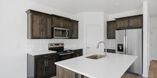 Pet Friendly 4 Bedroom Home in a Beautiful Neighborhood! Gallery 15