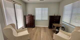 22276 Silverpointe Gallery 14