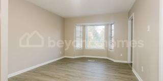 Your Dream Family House with 4 Bed and 2 Full Bath is Ready for Move-In! Your Dream Family House with 4 Bed and 2 Full Bath is Ready for Move-In! Gallery 9