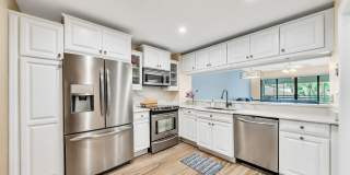 827 Oak Harbour Drive Gallery 10