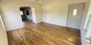 709 E Elmira St Gallery 1