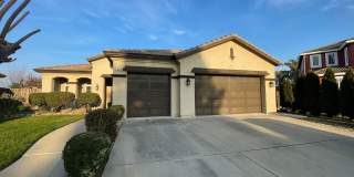 Ideal 4br/2ba single story in Morada Gallery 1