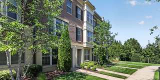 Spacious, Pet-Friendly 4BR Townhome in Gated Community | Oxon Hill Gallery 39
