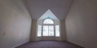 Single Story Home w/Pool in The Lakes! Gallery 26