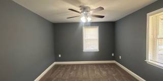 2700 Pelham Avenue Gallery 11