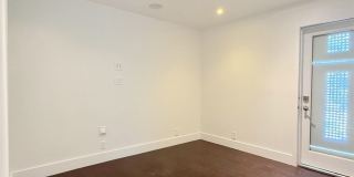 1801 Roscomare Road Gallery 29