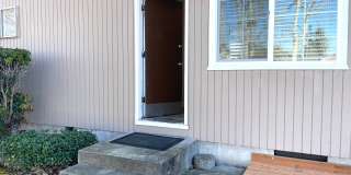 C2402 - Maple Court Apartments Gallery 46