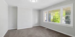 Freshly Renovated 4 Bedroom Home Gallery 9