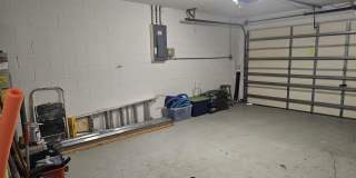 4855 Balfern Street Gallery 22