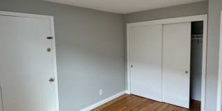 83 Haven Street Gallery 6